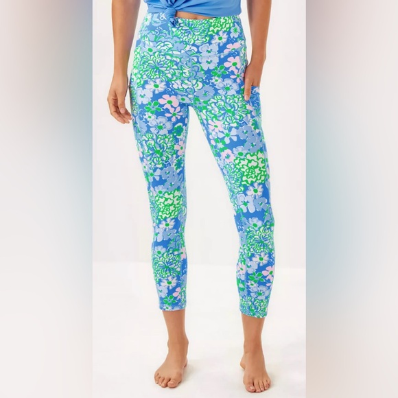 Lilly Pulitzer Pants - NWOT [Lilly Pulitzer] Luxletic High Rise Weekender Mid Floral Leggings Womens XS